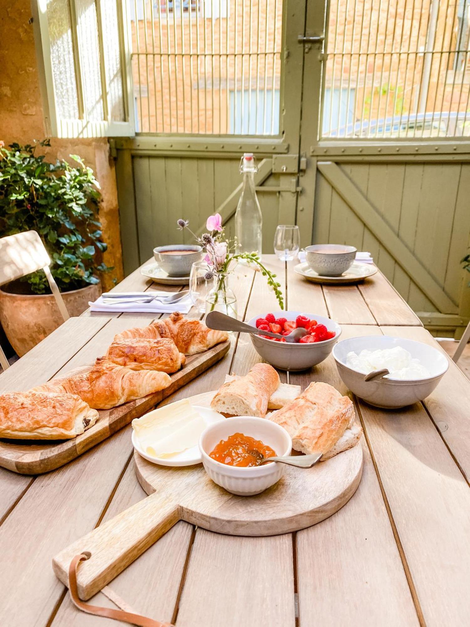 Dix Restaurant & Chambres D'Hotes, Sainte-Alvere, Dordogne Luaran gambar